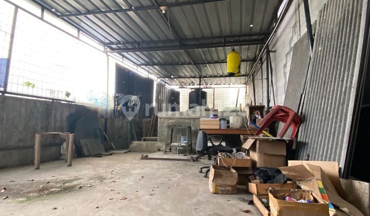 For Sale: House + Warehouse on Colonel Masturi Main Road, Very Comfortable For Sale: House + Warehouse on Colonel Masturi Main Road, Very Comfortable