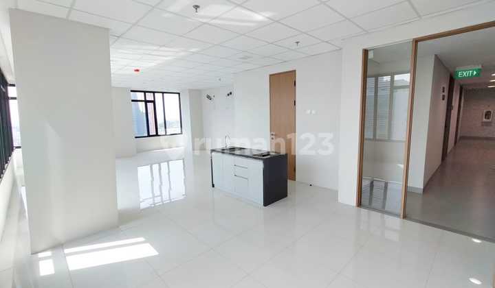 Turun Lagi - Hot Sale Apartemen Soho Hquarter Blong Terang View Asia Afrika Bawah Harga Pasaran - Masih Baru Turun Lagi - Hot Sale Apartemen Soho Hquarter Blong Terang View Asia Afrika Bawah Harga Pasaran - Masih Baru