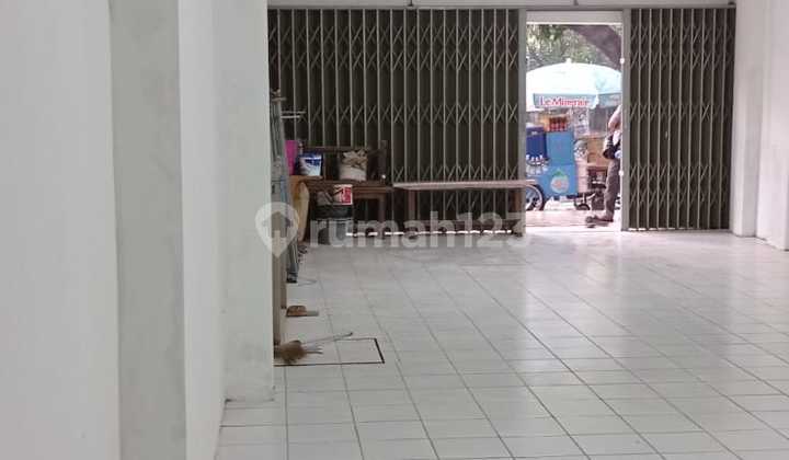 Sewa Ruko Strategis Sebelah Yogya Kepatihan Bandung Siap Pakai 1