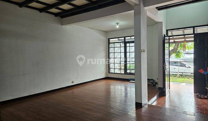 Jual Rumah 2 Lantai Sayap Turangga Siap Huni 1