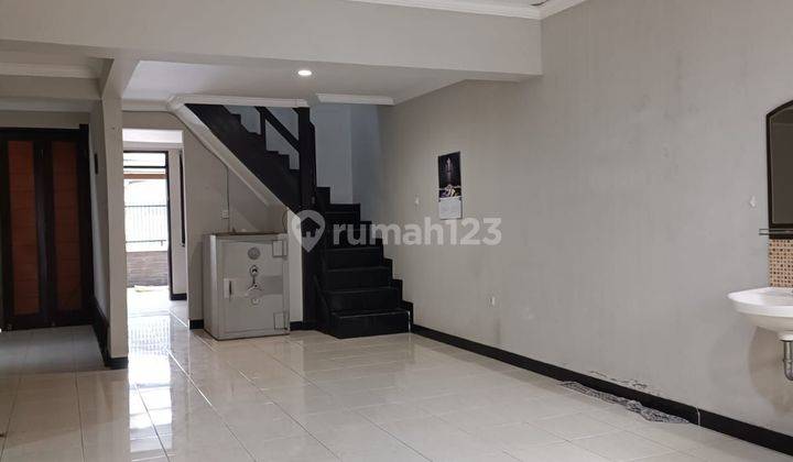 Jual Rumah Nyaman 2 Lantai Sumber Sari 2