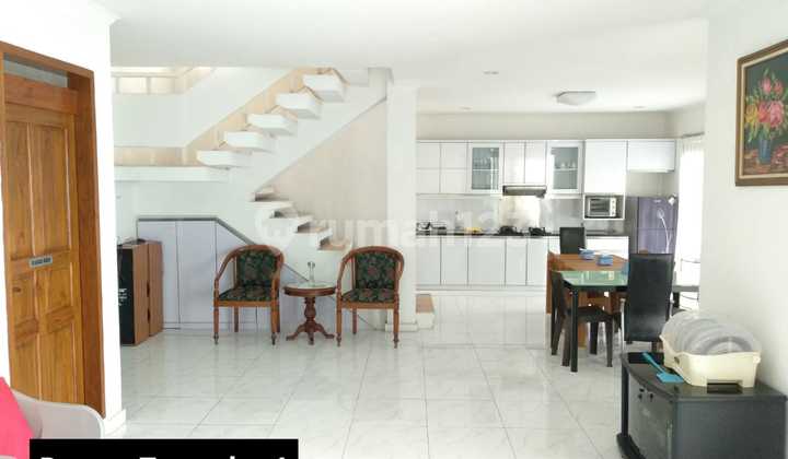 Jual/Sewa Rumah Strategis Mainroad Dago Atas Dekat The Wheels