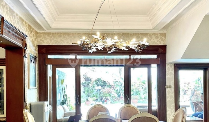 Luxury House for Sale + Swimming Pool in Geger Kalong Ready to Occupy Luxury House for Sale + Swimming Pool in Geger Kalong Ready to Occupy