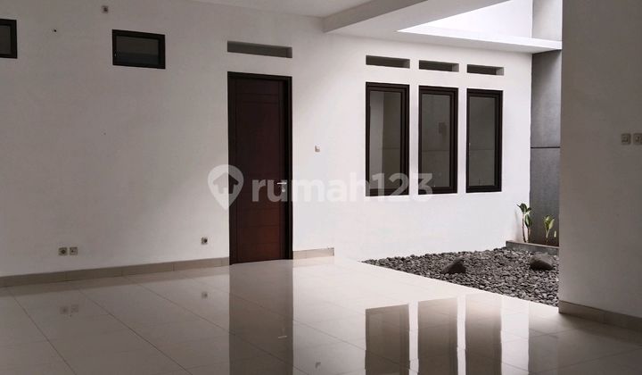 Jual Rumah Batununggal Indah Siap Huni Sangat Nyaman Blong
