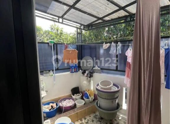 Well-Maintained Comfortable House Ready to Occupy, Strategic Location, Sadang Serang Wing, Dago. Well-Maintained Comfortable House Ready to Occupy, Strategic Location, Sadang Serang Wing, Dago.