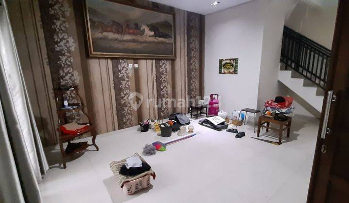 Disewakan Rumah Villa Minimalis Kolonel Masturi Lembang 2