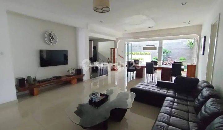 Rumah Mewah Minimalis Fullfurnish Di Komplek Setrasari Bandung 1