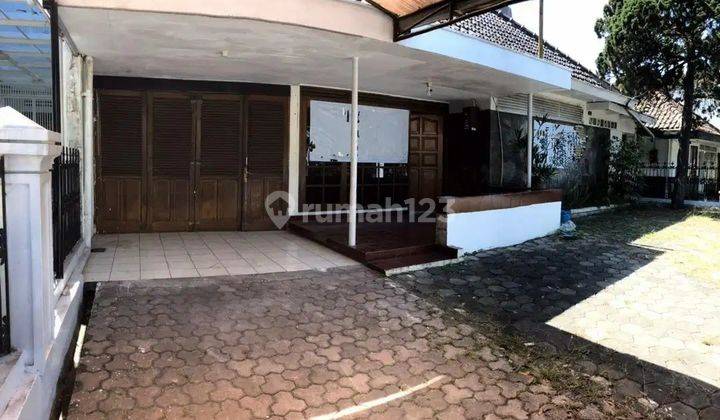 Dijual Cepat Rumah Lama Lokasi Strategis Dekat Gasibu Bandung 1