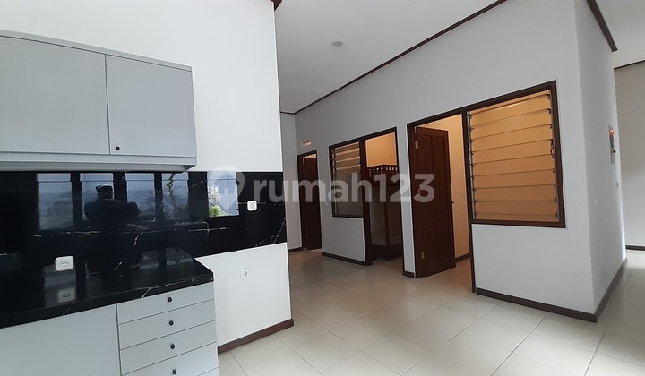 Disewakan Rumah Mewah Di Komplek Elite Setraduta Bandung Utara 3