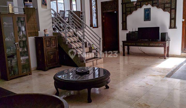 Disewakan Rumah Mewah Sejuk Asri Di Pondok Hijau Sayap Setiabudi 1
