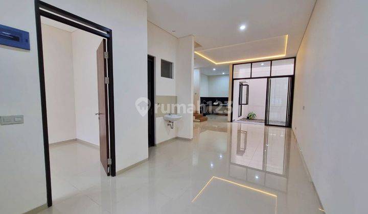 Dijual Rumah Minimalis Baru Siap Huni Area Taman Kopo Indah 1