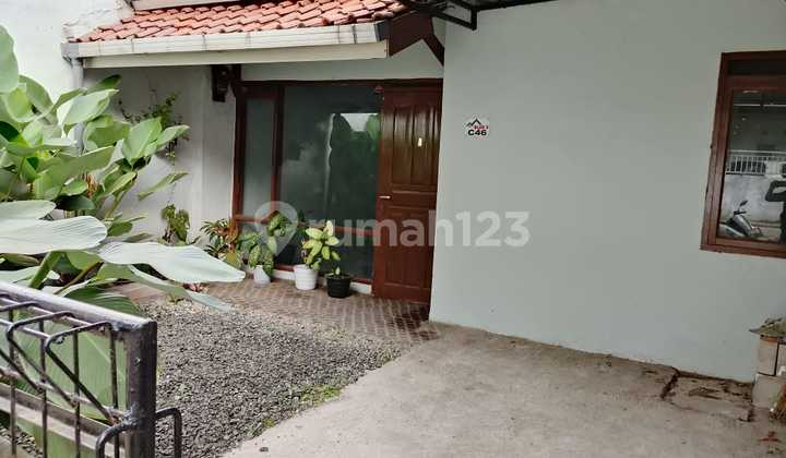 Dijual Rumah Siap Huni Strategis Sayap Taman Kopo Indah Bandung Dijual Rumah Siap Huni Strategis Sayap Taman Kopo Indah Bandung