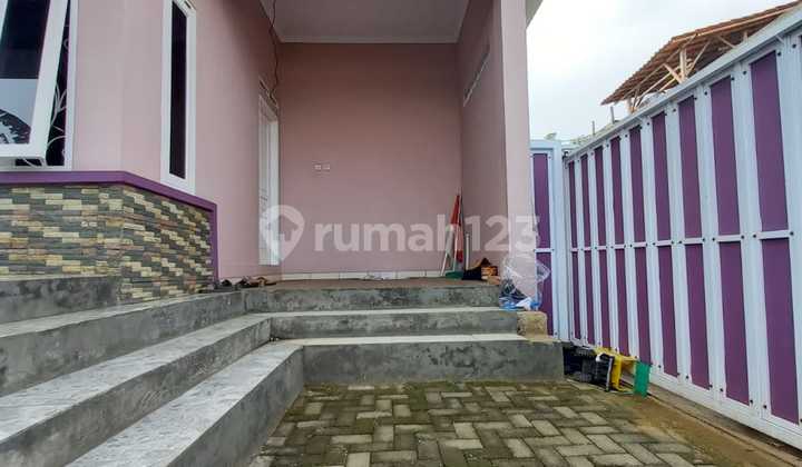 QUICK SALE COMFORTABLE WELL-MAINTAINED READY-TO-OCCUPY HOUSE IN CISASAWI CIHANJUANG QUICK SALE COMFORTABLE WELL-MAINTAINED READY-TO-OCCUPY HOUSE IN CISASAWI CIHANJUANG