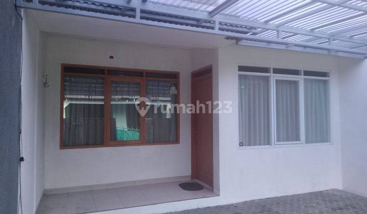 Disewakan Rumah Nyaman Terawat Area Sarijadi Dekat Sma 15 Bandung 1