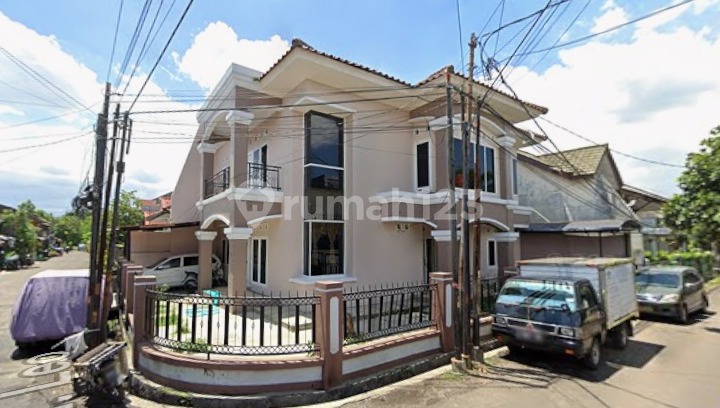 Dijual Rumah Mewah Kokoh Strategis Area Turangga Dkt Transtudio
