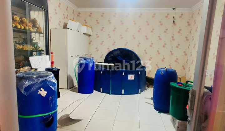 For Sale Well-Maintained House Ready to Occupy Strategic Location in Kembar Bandung For Sale Well-Maintained House Ready to Occupy Strategic Location in Kembar Bandung