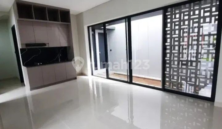 For Sale Ready-to-Occupy Minimalist House Summarecon Bandung Negotiable 2