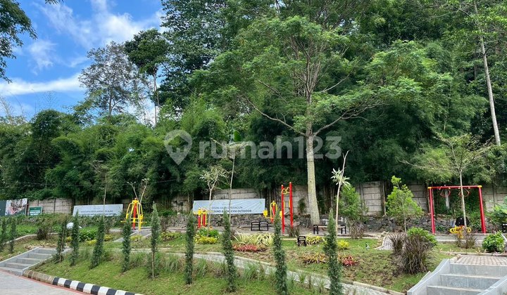 Limited Unit Modern Minimalist House Strategic Dago Bandung Area 2