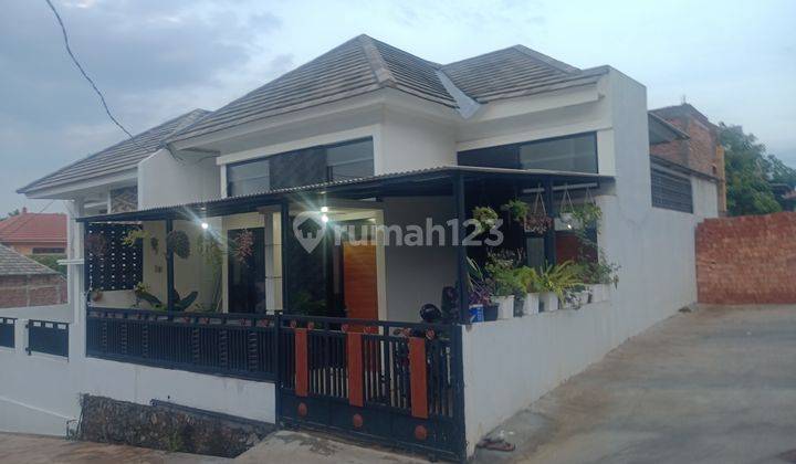 Jual Rumah dua lantai dekat exit tol Jatingaleh Semarang  1