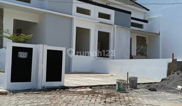 Jual Rumah Siap Huni Di Semarang Barat  2