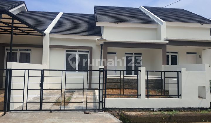 Rumah, 1 Lantai, di Kota Sukabumi, Hadap Timur Rumah, 1 Lantai, di Kota Sukabumi, Hadap Timur