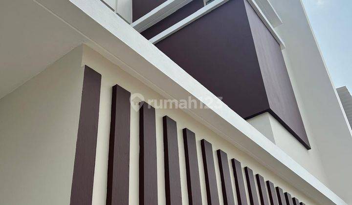 Rumah Rapih Halaman Tengah Foresta BSD city 2