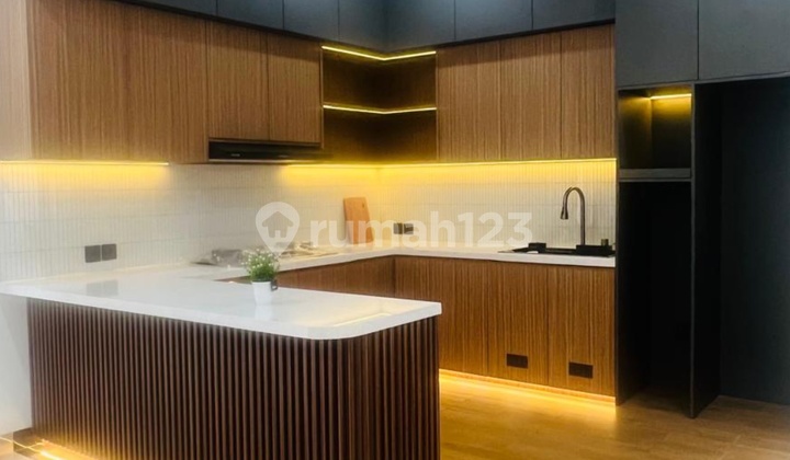 Rumah Baru Tropical Design Depan Taman Kencana Loka Bsd City 2