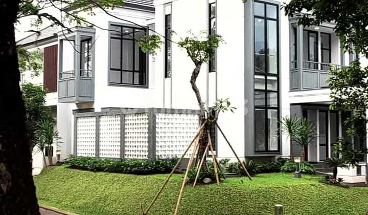 Rumah Glass House Mewah Asri Delatinos Bsd City