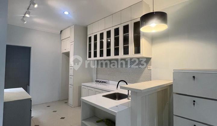 Semi-Furnished House Near School DIS, Provence Parkland, BSD City