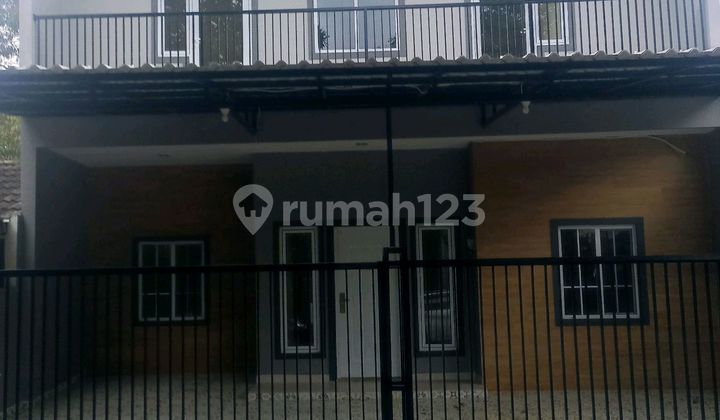 Rumah Renovasi Depan Taman 100m Dari Pasar Modern Bsd City