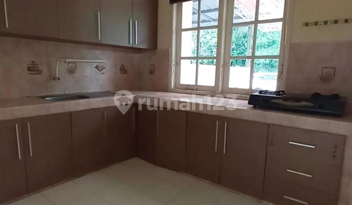 Semi-Furnished House Rapih Kencana Loka Bsd City