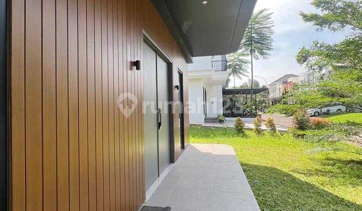 Rumah Modern Glass House Cantik The Icon Bsd City 2