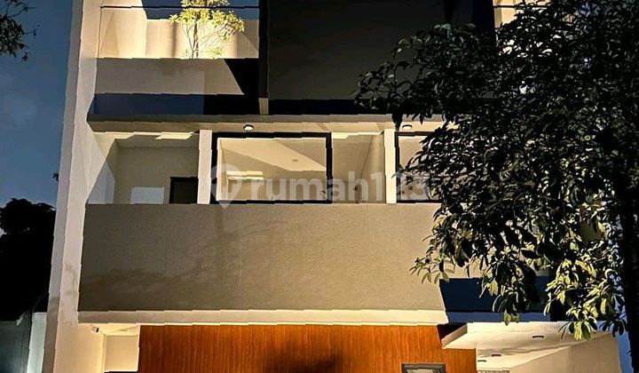 Rumah Glass House Tropical Design The Green Bsd City Rumah Glass House Tropical Design The Green Bsd City