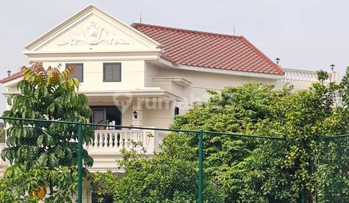 Rumah 3 Lantai Depan Taman Lokasi Premium The Green Bsd City 2