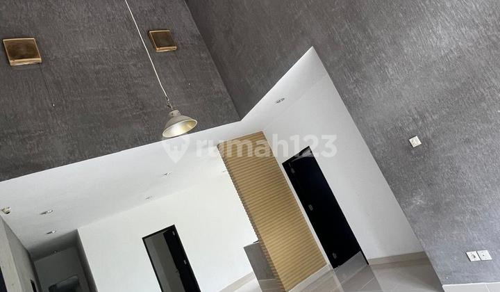 Industrial Design House with Side Facilities, Spacious Provence Parkland BSD City Industrial Design House with Side Facilities, Spacious Provence Parkland BSD City