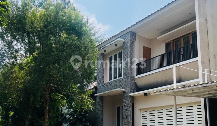 Rumah Mandiri Tropical Design The Green Bsd City 2