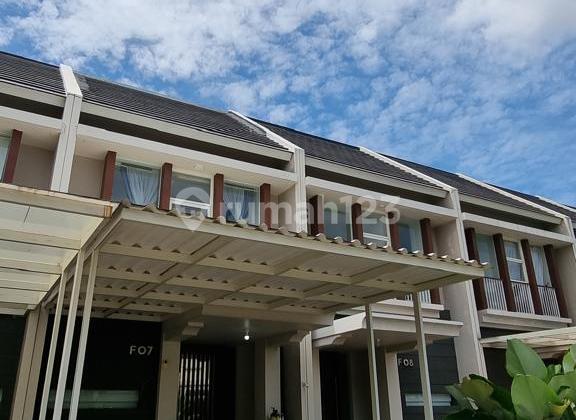 Rumah 2 Lantai Sudah Renovasi Siap Huni Dalam Cluster 2