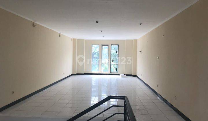 Ruko 3 lantai bagus siap pakai daerah Gading Serpong 2