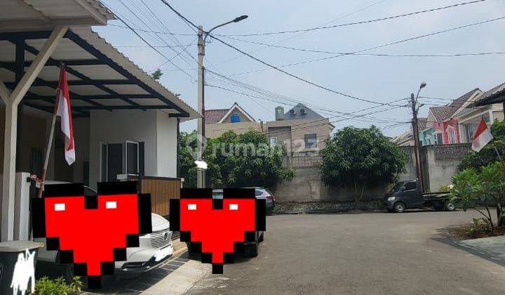 Rumah hoek semi furnished modern area gading serpong 2