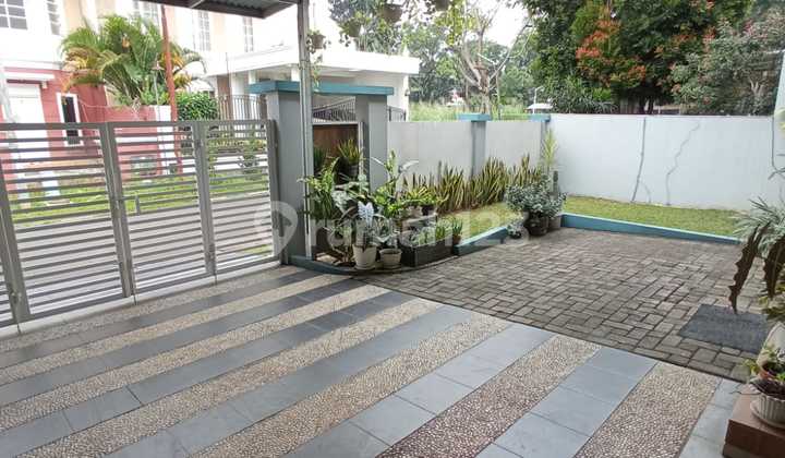 Rumah Rapih Siap Huni Bebas Banjir Area Kencana Loka Bsd 2