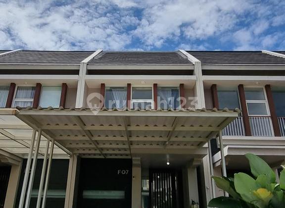 Rumah 2 Lantai Sudah Renovasi Siap Huni Dalam Cluster