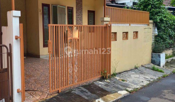 Rumah Rapi Lokasi Depan Griya Loka Posisi strategis Bsd 1