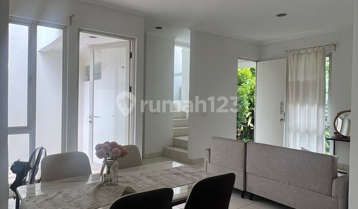 Rumah Murah Bsd Bagus Kamar Utama Dibawah The Icon 2