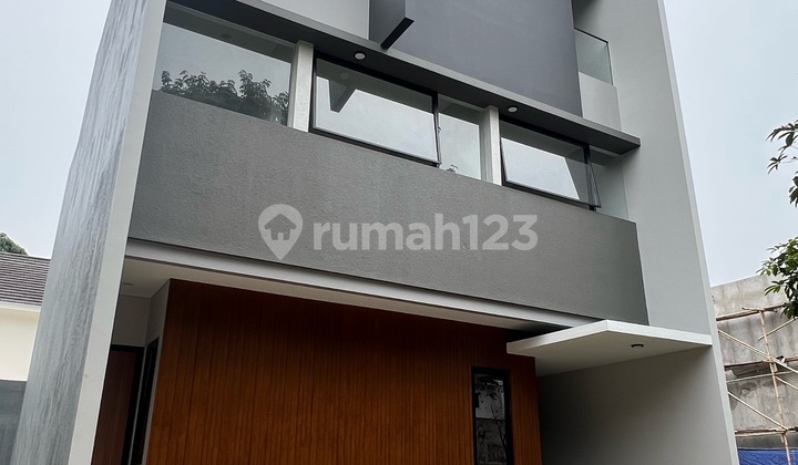 Rumah Baru Mewah Lokasi Strategis The Green Bsd