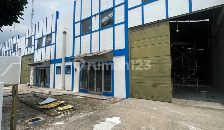 Gudang Taman Tekno Tiga Gudang Gandeng Bsd