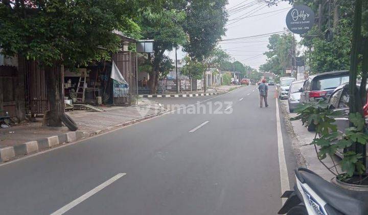 Rumah 2 Lantai Sudah Renovasi di BSD Griya Loka Dekat Tol 2