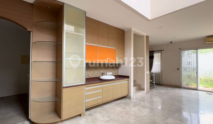 Fully Renovated House in De Park BSD Near Schools and Toll Road 2