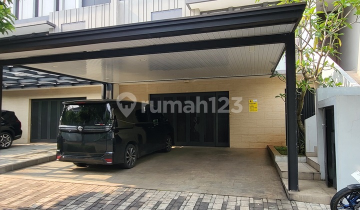 Rumah Mewah Di Kawasan Navapark BSD Dekat AEON Mall dan Tol