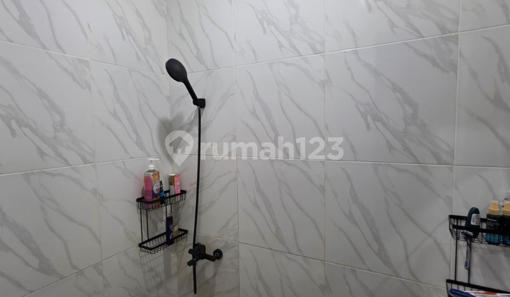 Rumah Minimalis 2 Lantai di Serpong Park Bsd Dekat Sekolah 2