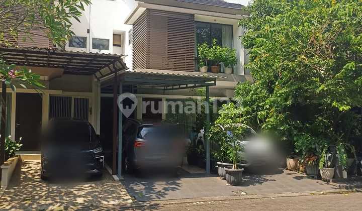 Rumah Minimalis 2 Lantai Siap Huni di Kawasan Golf BSD Dekat Tol 1
